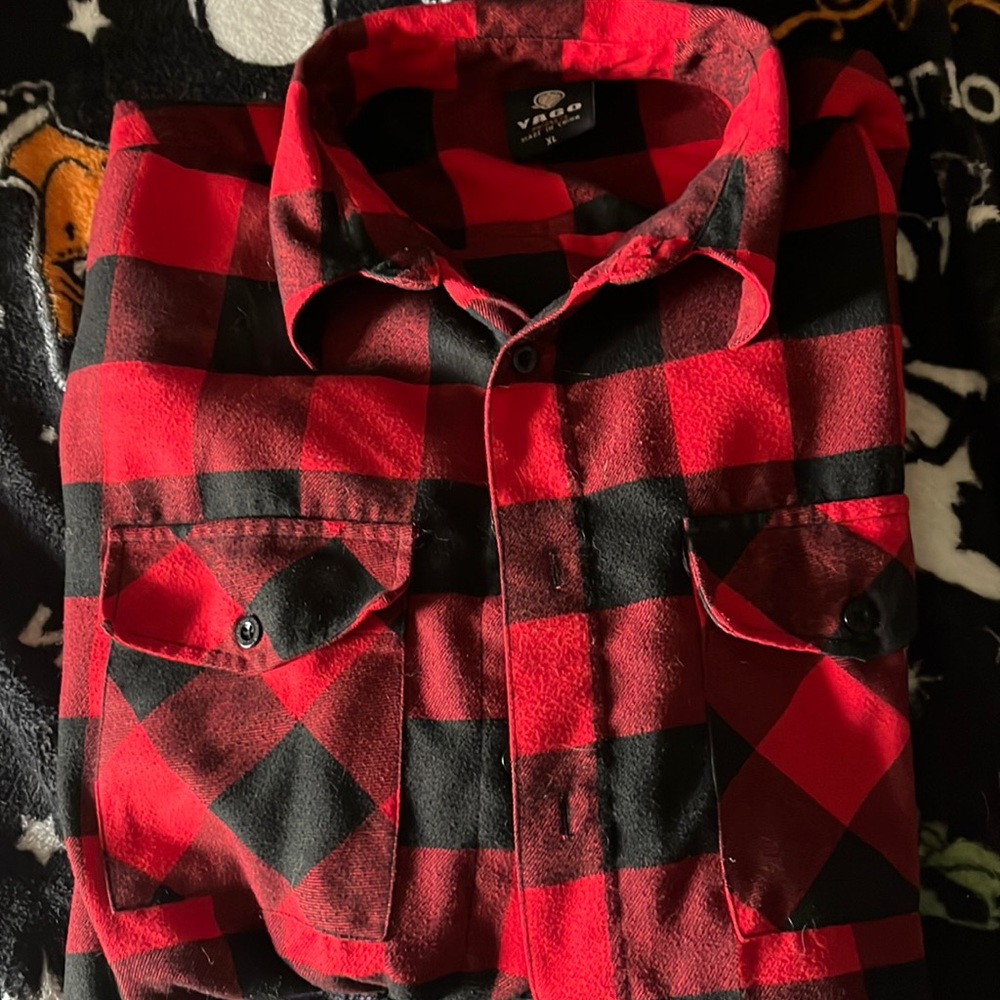 Men’s long sleeve flannel